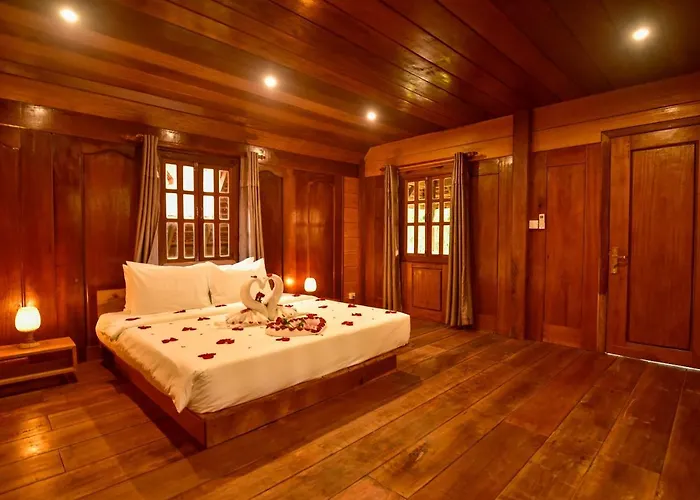 Angkor Heart 4*